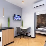 Rainbow Apartments 4